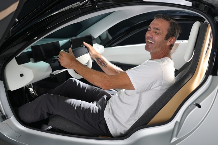 Aptera揭示SEV太阳能电三轮：内饰极简 续航可达1000英里