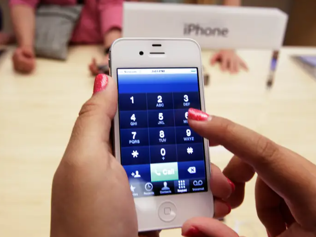 苹果携“灵动岛”赴约 历代iPhone亮点大盘点