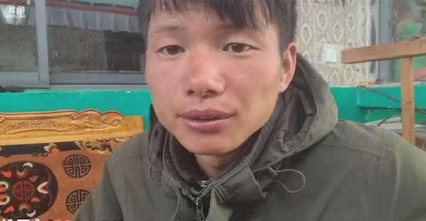 斗鱼主播叶子户外