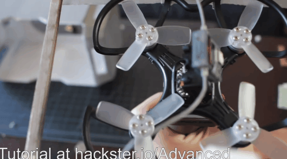 油管博主给蛇做了套义肢 三千万人在线围观