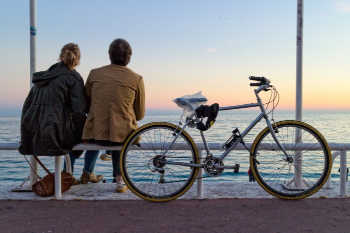 法国为用汽车换取电动自行车的人提供4000欧元的奖励