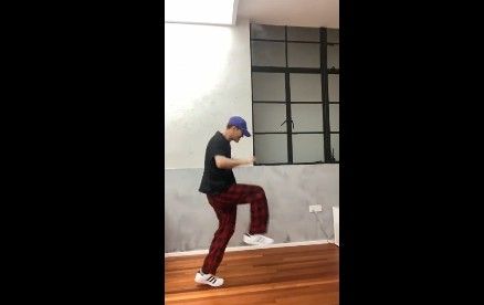 抖音怎么拍王嘉尔狼人舞？狼人舞挑战视频拍摄教程